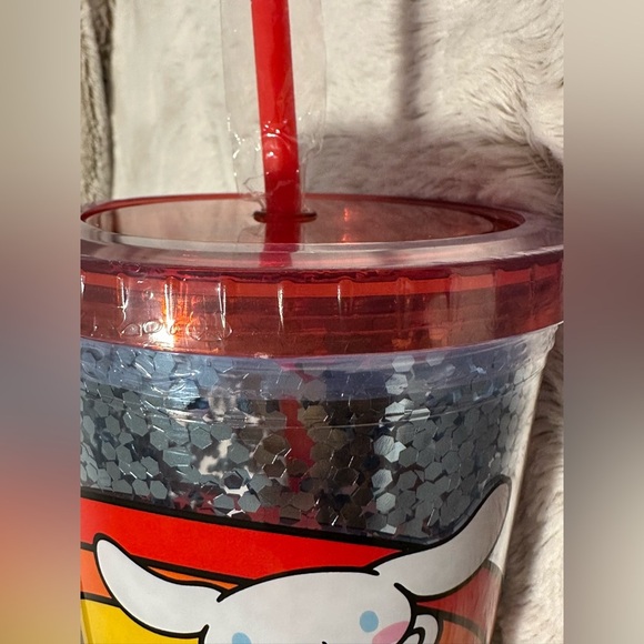 Hello Kitty x Friends Sanrio Rainbow Glitter Tumbler with Red Lid - Picture 10 of 10